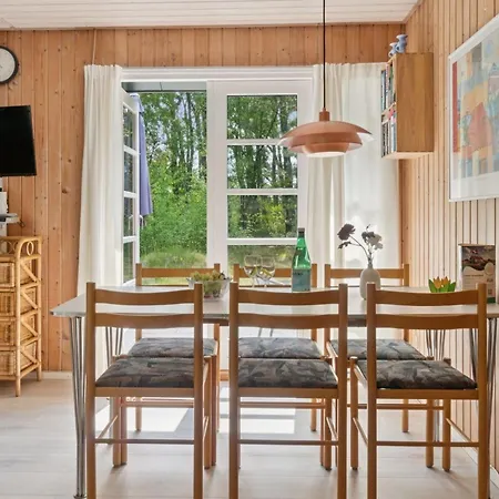 Nyaraló Tom - 125m From The Sea In Bornholm By Interhome Neksø