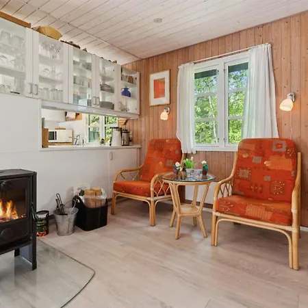 Semesterbostad Tom - 125m From The Sea By Interhome *